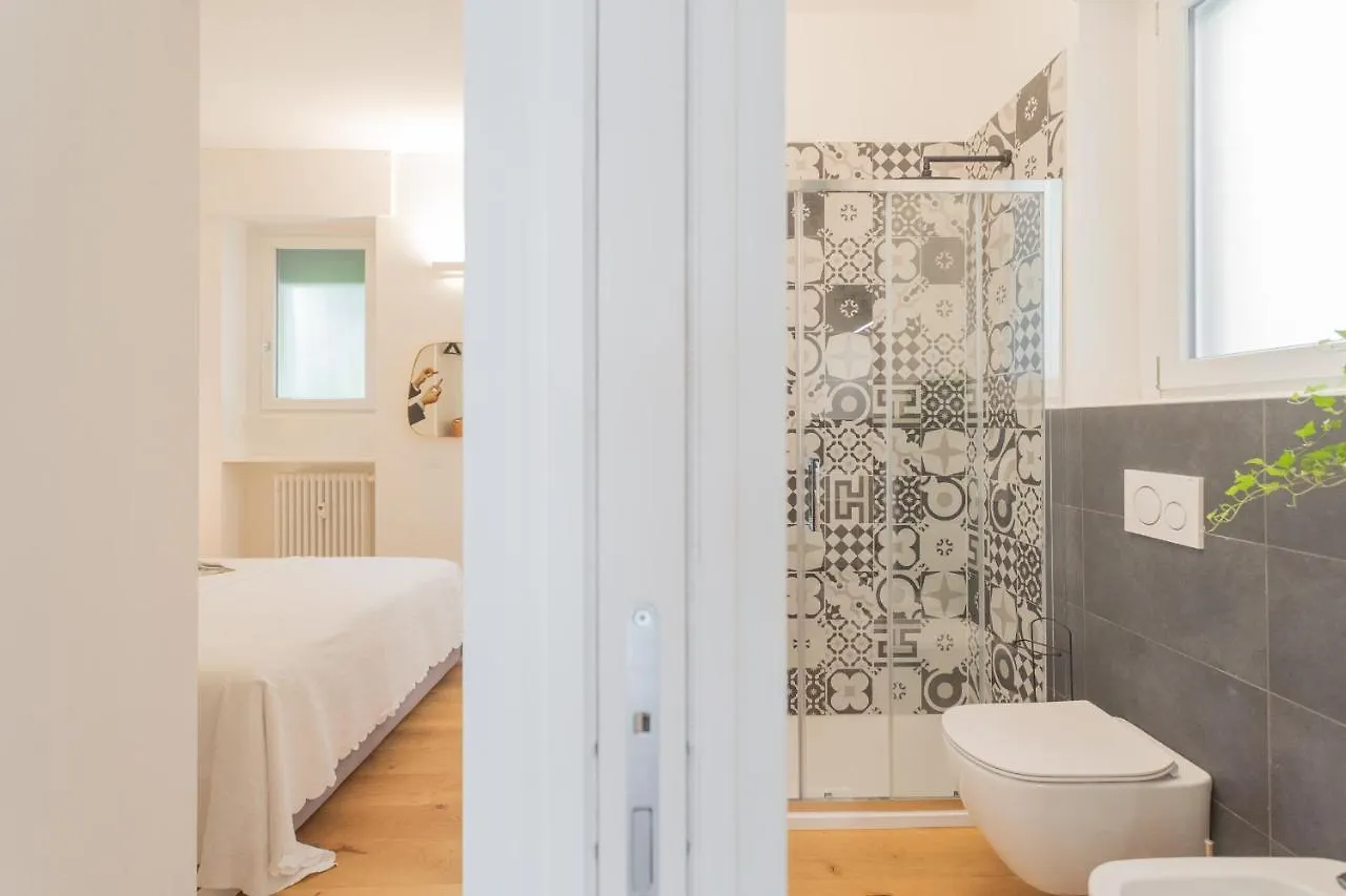 A Step From The Lake Apartment By Rent All Como